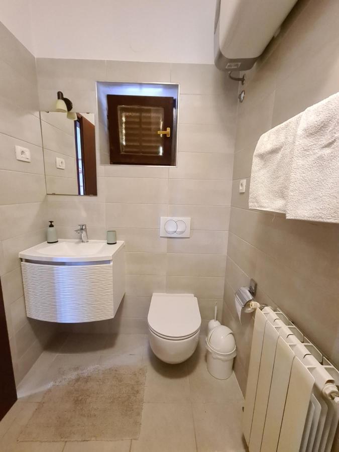 Apartments Ada Ровинь Экстерьер фото